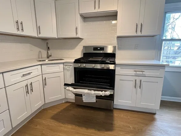 225 N Burgher Ave Floor 2, Staten Island, NY 10310