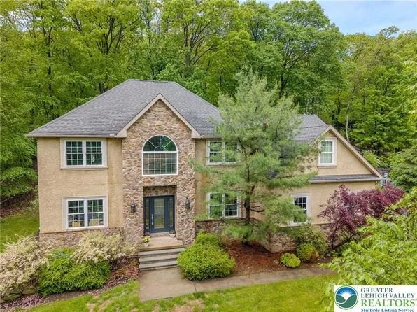803 Birch Ave, Pen Argyl Borough, PA 18072