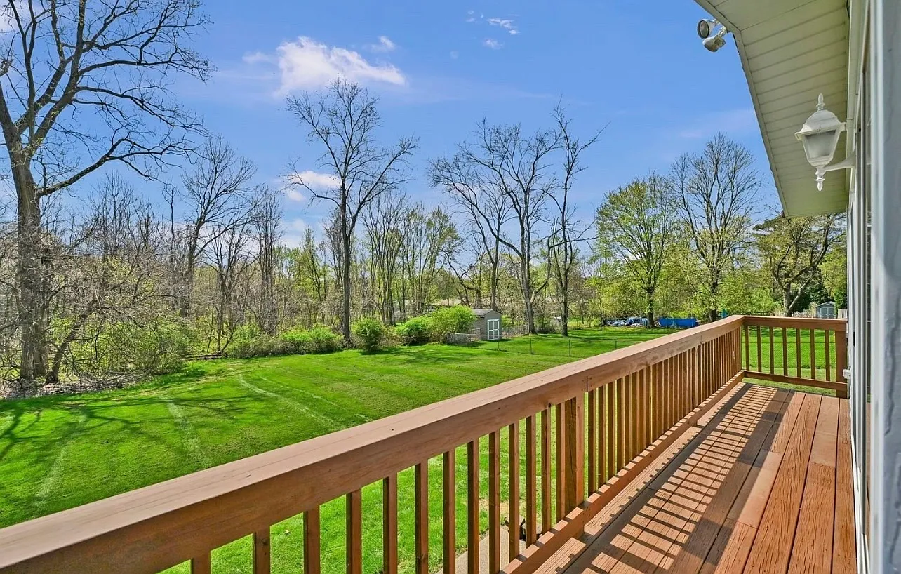 3 bed, 1.5 bath, 1505 sqft, $2,800 — Photo 3