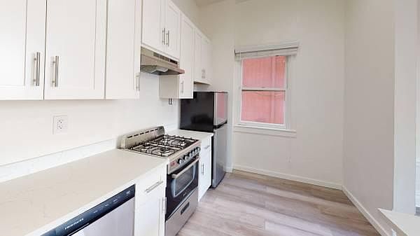 1st image of 1633 Washington St #101