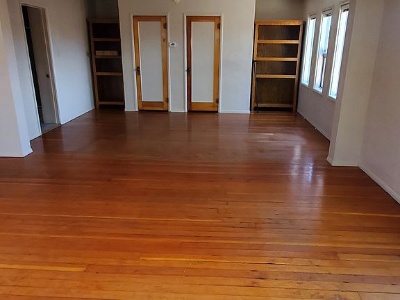 3rd image of 3451 N Mountain Ave #A