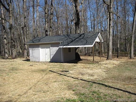 3rd image of 4434 Ginger Dr
