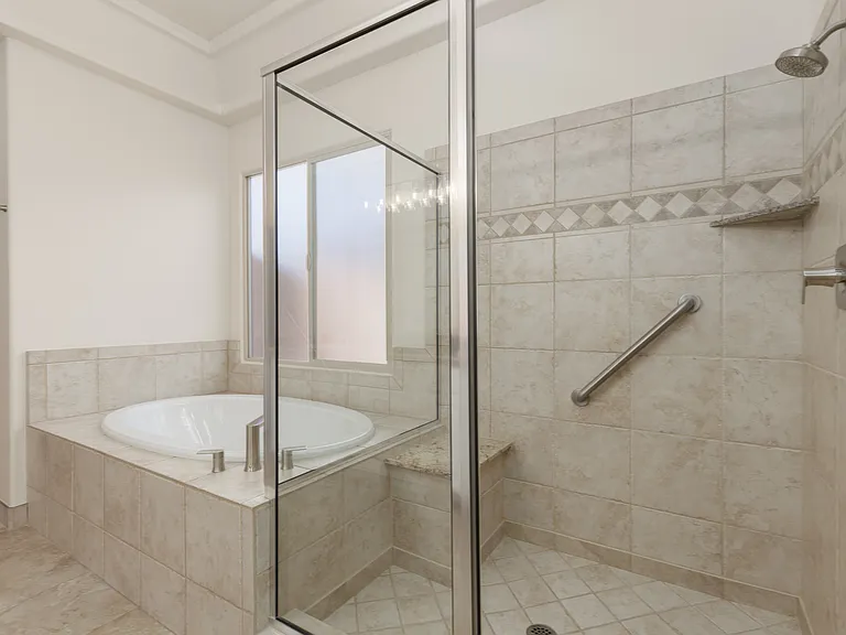 1584 N Raven Ln — Photo 21