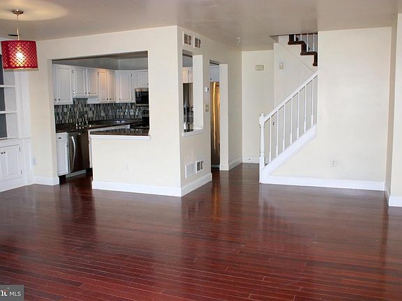3rd image of 7801 Spruce Mill Dr