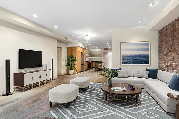 Rented by Compass | media 16