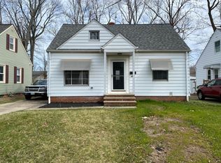 467 E 329th St, Willowick, OH 44095