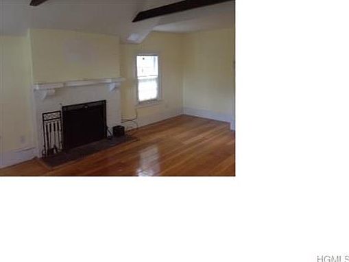 3rd image of 1 Park Ln