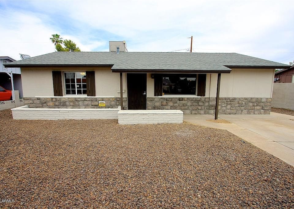 1st image of 2108 W Poinsettia Dr