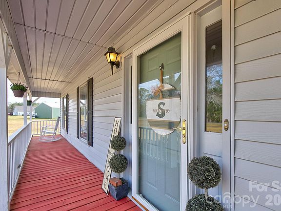 3rd image of 4226 Red Maple Rd