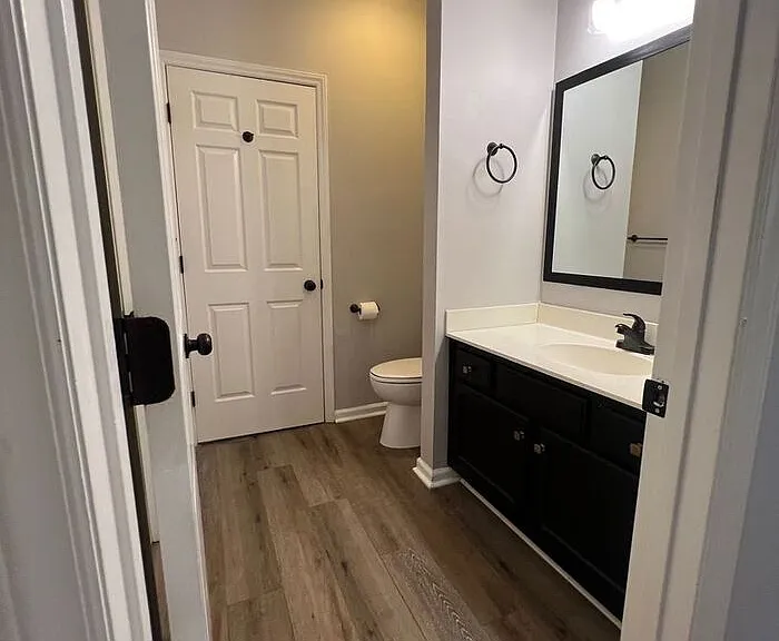 3218 Selwyn Farms Ln #1 — Photo 10