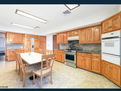 611 5th St, Carlstadt, NJ, 07072
