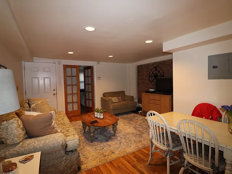 513 Bloomfield St #1 — Photo 12