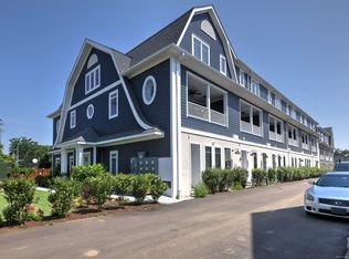 325 Reef Rd, Fairfield, CT 06824