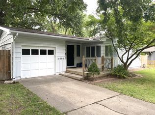 5706 W 75th Ter, Prairie Village, KS 66208