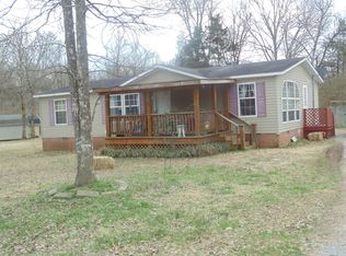 106 Whispering Oaks Dr, Shelbyville, TN 37160