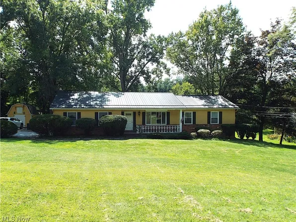 438 Meadowview Dr, Northfield, OH 44067