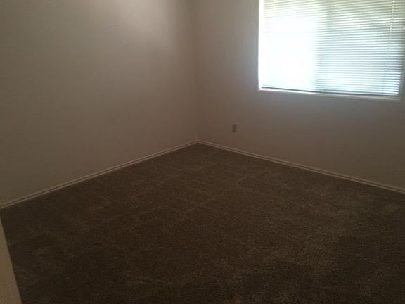 4th image of 438 Stone Mountain Dr Unit 12
