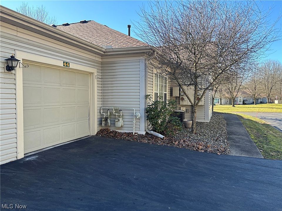 44 Woodland Chase Blvd, Niles, OH 44446 Zillow