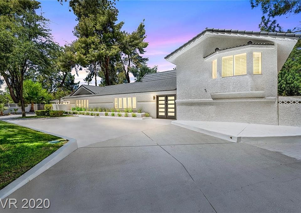 1st image of 2808 Cowan Cir