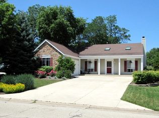 5164 Portage Ln, Gurnee, IL 60031