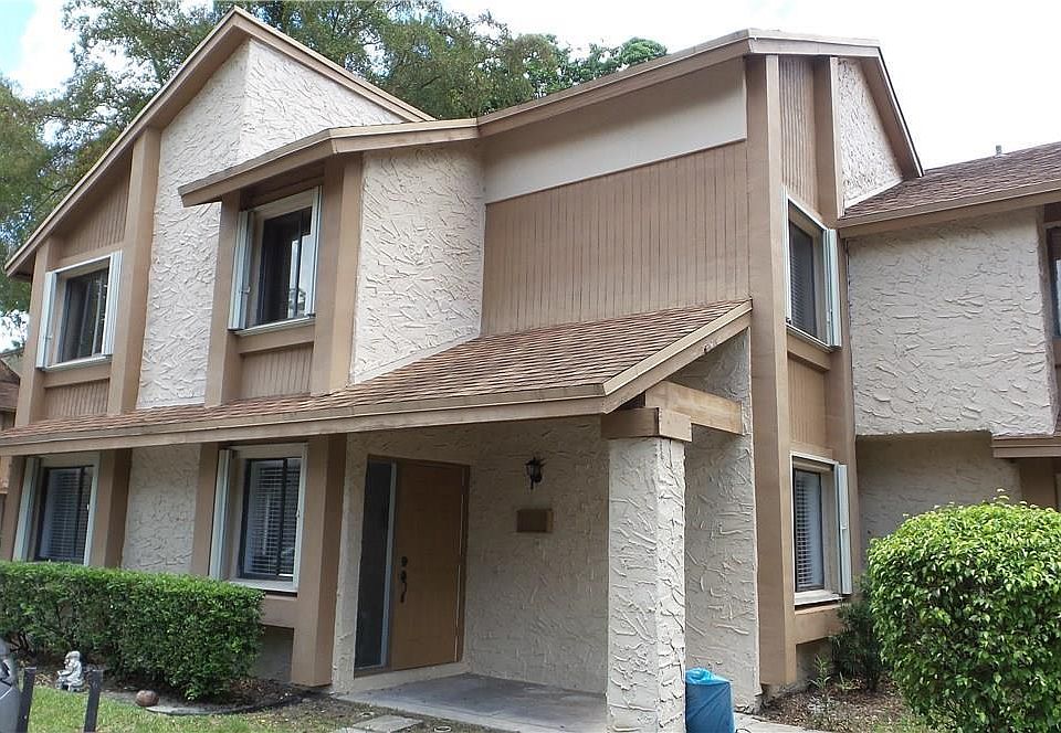 1st image of 224 Wimbledon Lake Dr