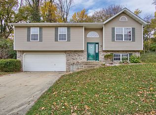 7 Davis Woods, Collinsville, IL 62234