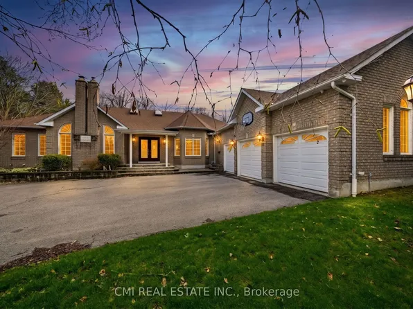 15 Treegrove Cir, Aurora, ON L4G 6M1