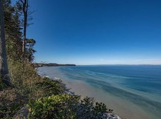 1114 Walker St, Port Angeles, WA 98363