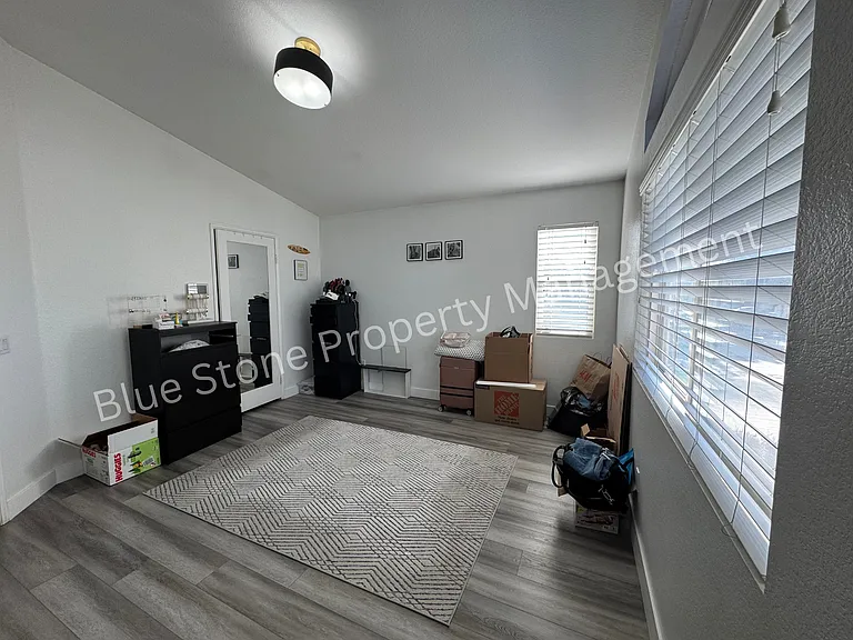 1290 Pinnacle Peak Dr #1 — Photo 6