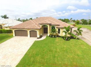 4826 SW 25th Place Cpe, Coral, FL 33914