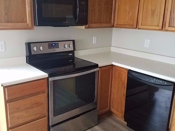 4th image of 2858 Hanna Pl