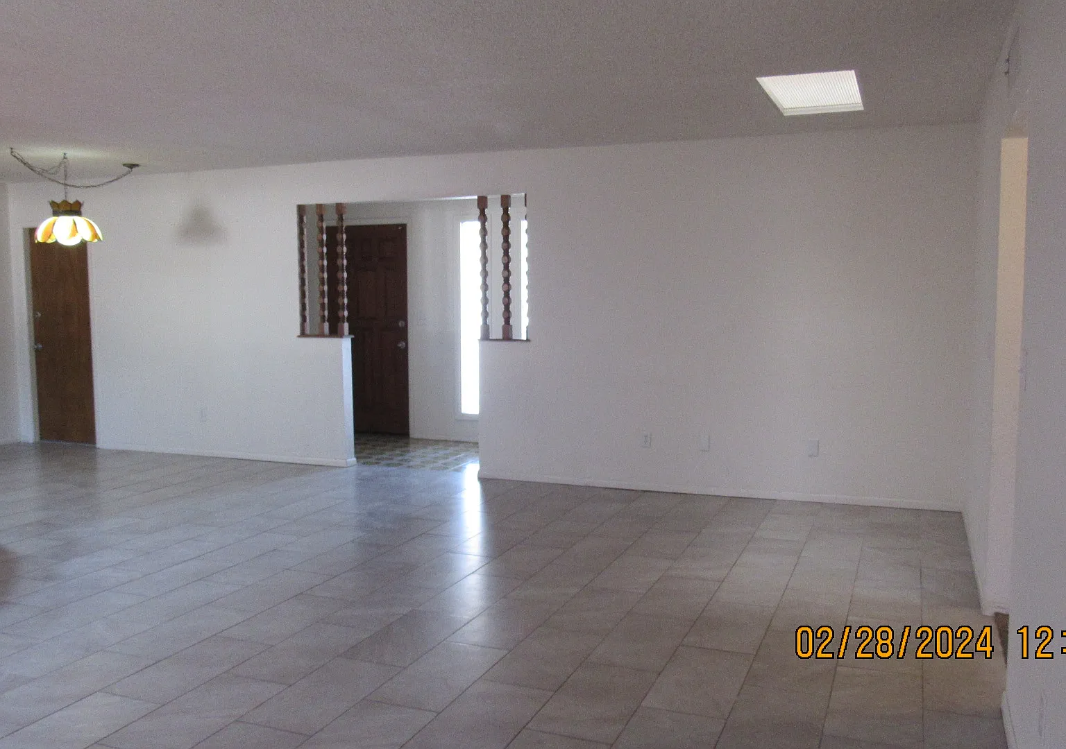 3 bed, 1640 sqft, $1,900 — Photo 2