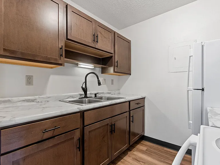 Cedar Grove Apartments — Photo 12