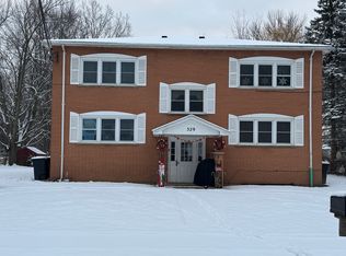 329 Oak St APT 1, Youngstown, NY 14174