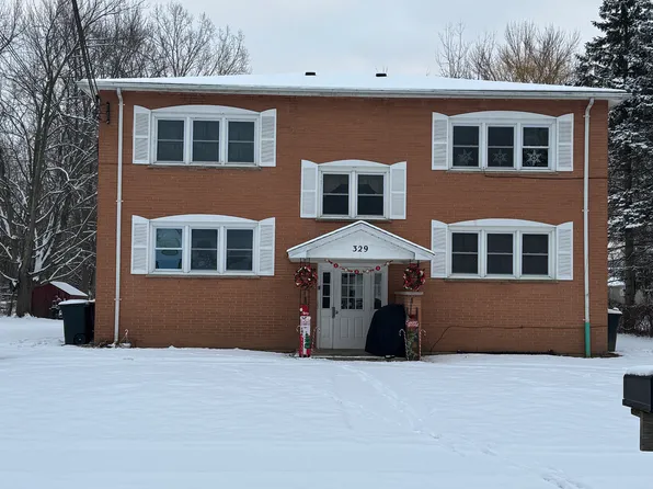 329 Oak St APT 1, Youngstown, NY 14174