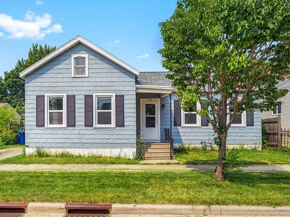 680 W 5th Ave, Oshkosh, WI 54902