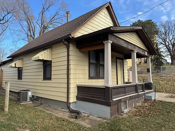 3rd image of 2218 U St