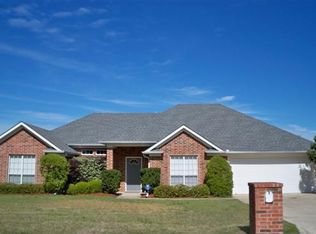 304 Tiffany Dr, Wake Village, TX 75501