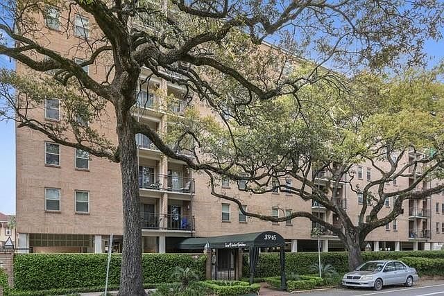 1st image of 3915 Saint Charles Ave APT 604