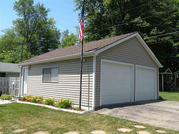 5th image of 7528 Forest Dr