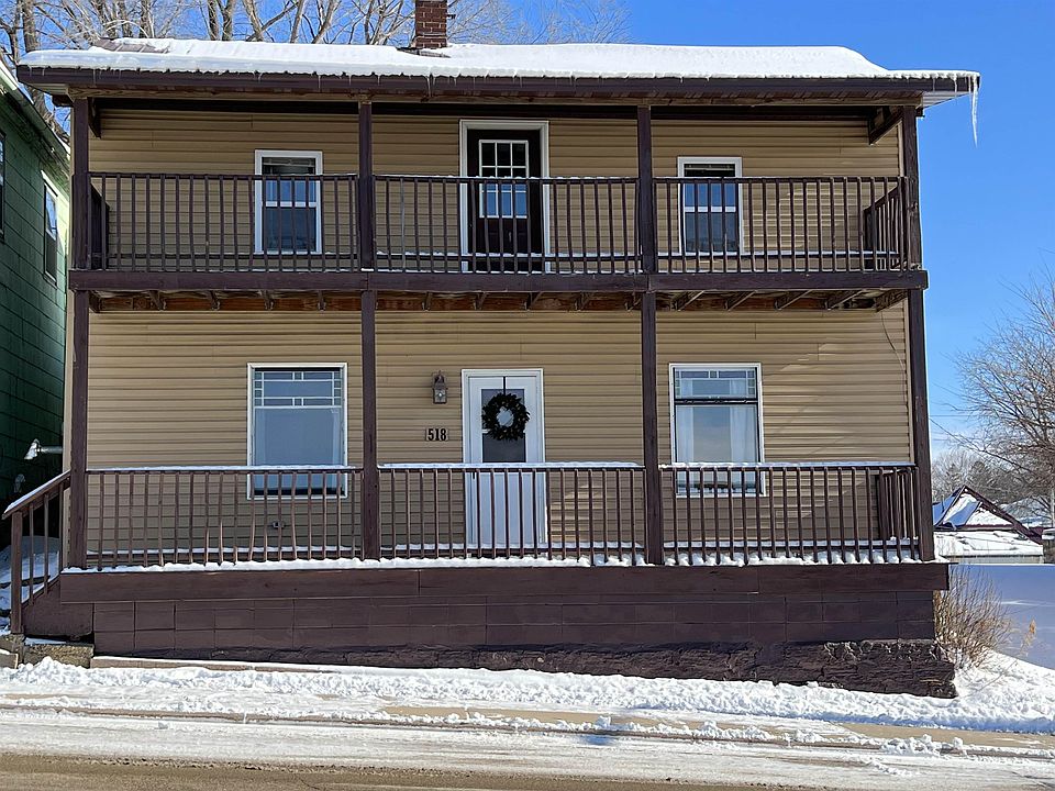 1st image of 518 Main St