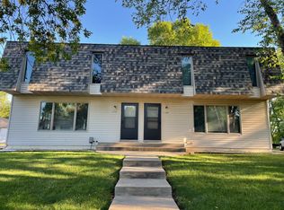 1170 Poppyseed Dr, Saint Paul, MN 55112