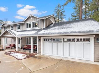 1338 Summit Loop, Grants Pass, OR 97527