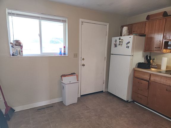 5th image of 1211 W 400 N #1211