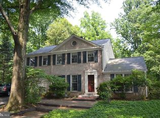 10629 Seneca Ridge Dr, Gaithersburg, MD 20886