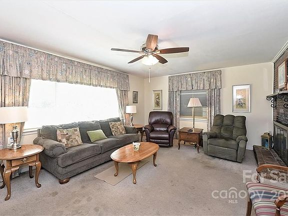 5th image of 8944 McClure Cir
