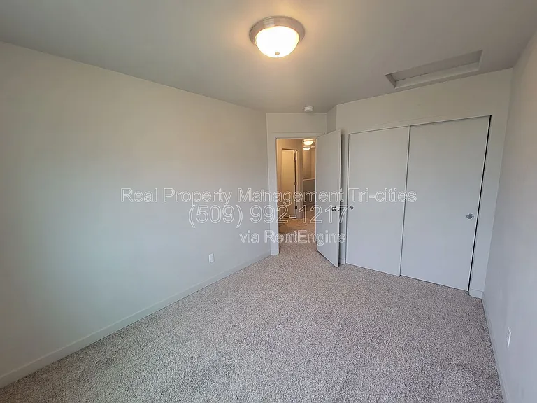 413 Whitefish Ln — Photo 13