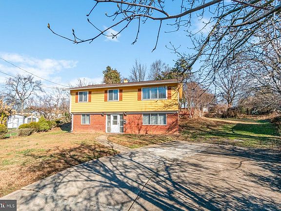 2nd image of 7852 Oreana Dr