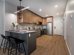 909 5th Ave SW #912, Calgary, AB T2P 3G5
