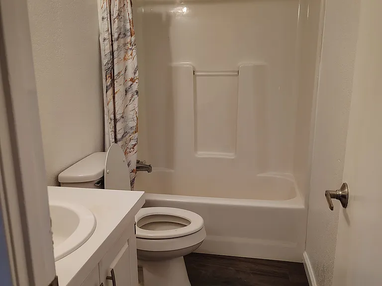 1201 Inca Ln — Photo 2